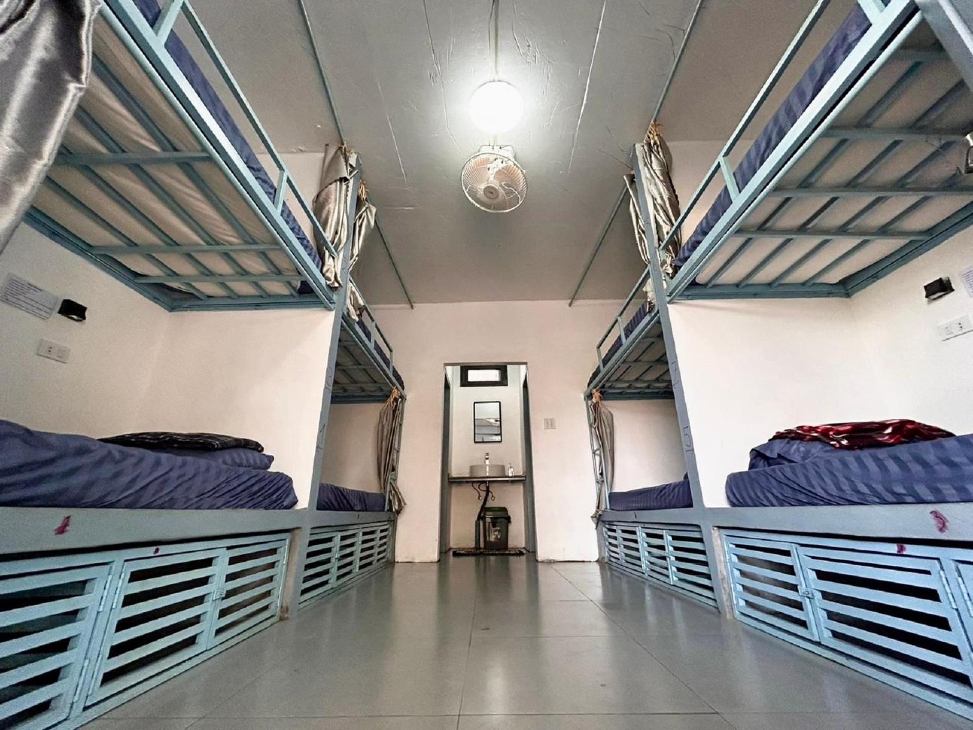 Sunrise Riverside Pool Hostel ルアンパバーン エクステリア 写真