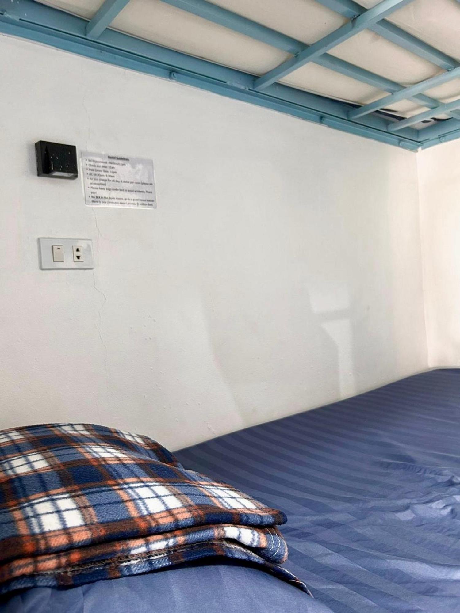 Sunrise Riverside Pool Hostel ルアンパバーン エクステリア 写真